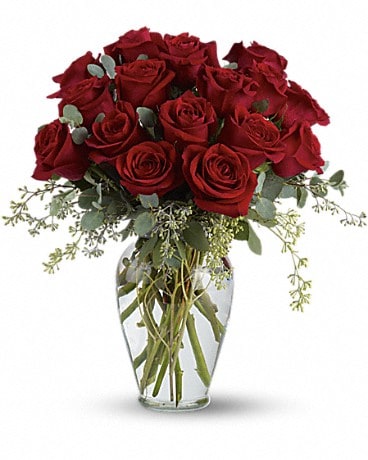 Seize bouquets de roses rouges