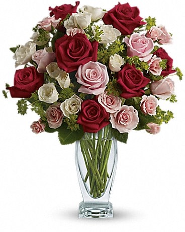 Création de Cupidon avec roses rouges par Teleflora T6-1A Bouquet